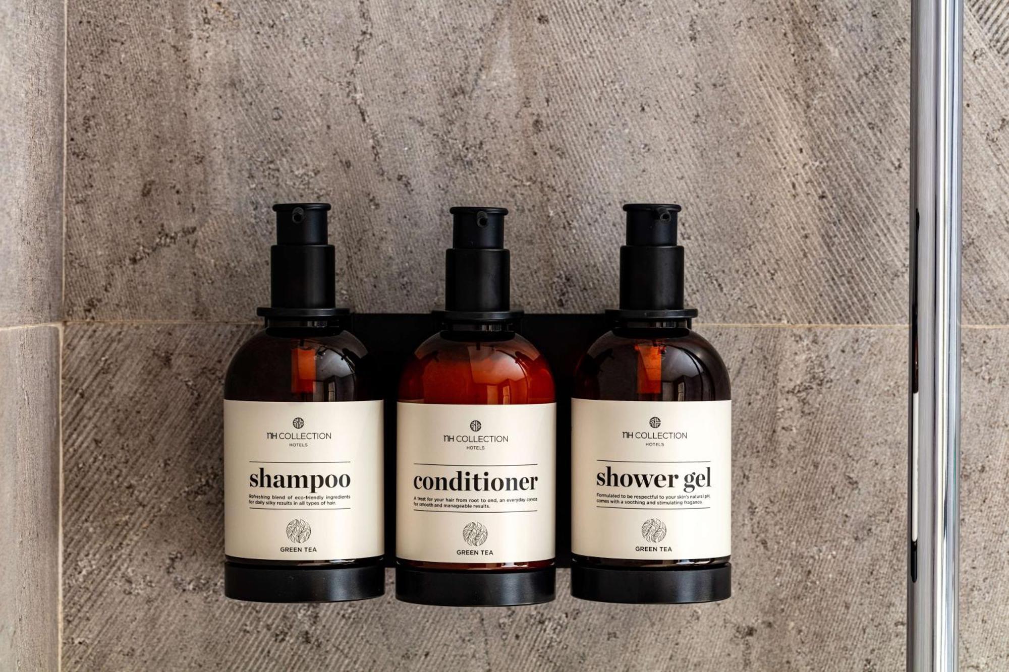 Hotel NH Collection Royal WTC Bogotá Exterior foto Shower gel