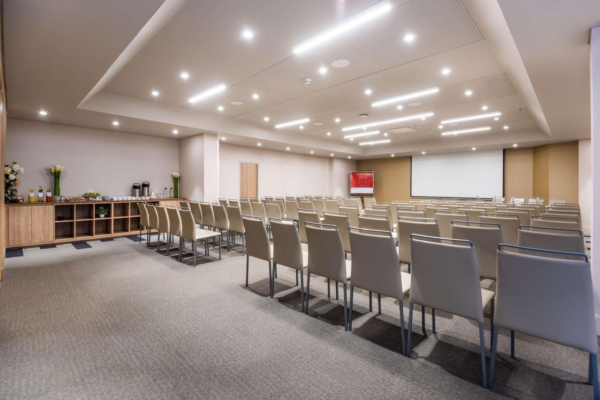 Hotel NH Collection Royal WTC Bogotá Exterior foto Meeting room